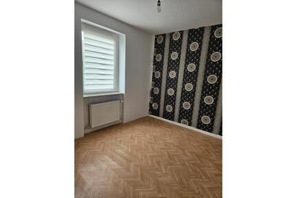 3 Zimmer Wohnungen - 75.000,00&nbsp;EUR Kaufpreis, ca.&nbsp; 66,00&nbsp;m&sup2; in Stadtoldendorf (PLZ: 37627)