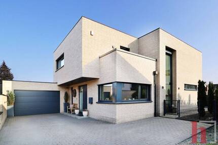 Modernes Wohnhaus in zeitloser Eleganz in Lohne - Lohne (Oldenburg)