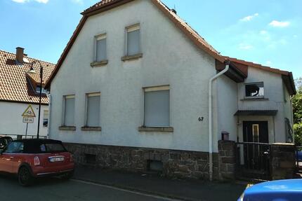 Einfamilienhaus freistehend mit Einl.Whg. Garage, Gerätehaus - Bad Nauheim