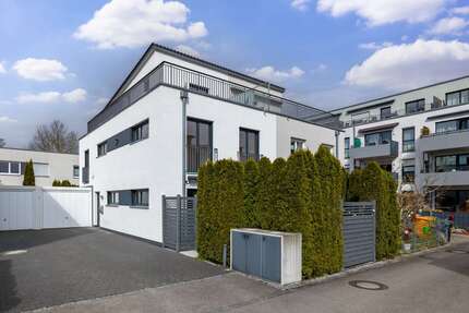 Haus zum Kaufen in Augsburg Pfersee 972.500,00 € 157.58 m² - Augsburg / Pfersee