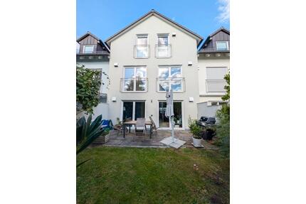 Haus zu vermieten - 3.150,00&nbsp;EUR Kaltmiete, ca.&nbsp; 156,00&nbsp;m&sup2; in Garching bei München (PLZ: 85748)