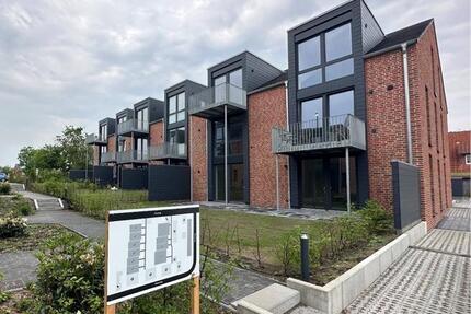 3-Zimmer-Dachgeschoss-Wohnung - 1.350,00&nbsp;EUR Kaltmiete, ca.&nbsp; 105,00&nbsp;m&sup2; in Niebüll (PLZ: 25899)