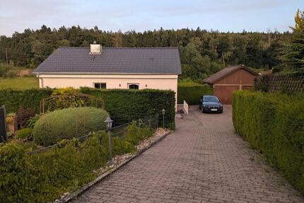 Traumhaftes Einfamilienhaus mit Weitblick & Riesen-Garten - Partenstein