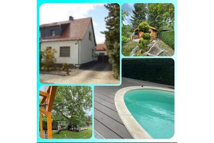 Doppelhaushälfte mit großem Gartengrundstück, Pool & Sauna - Lauchhammer