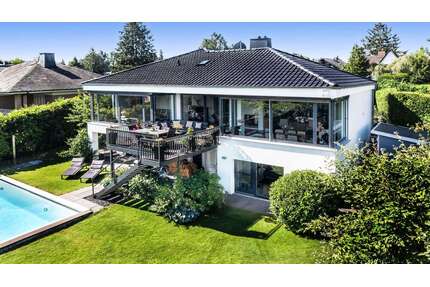 Haus zum Kaufen in Bad Homburg 2.690.000,00 € 299.22 m²