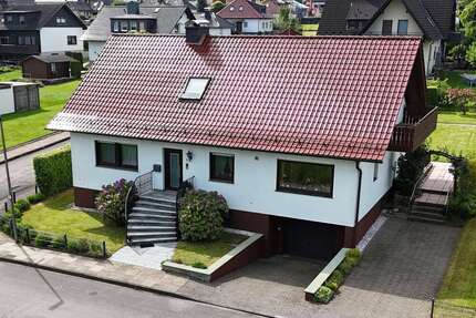 Haus zum Kaufen in Schieder-Schwalenberg 299.000,00 € 180 m²