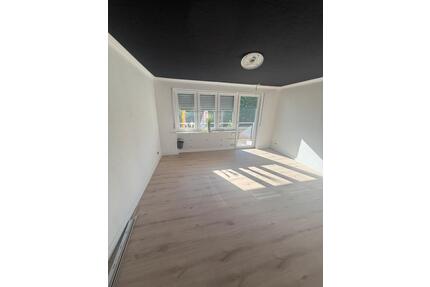 2 ZKB mit Balkon - 550,00&nbsp;EUR Kaltmiete, ca.&nbsp; 56,00&nbsp;m&sup2; in Saarbrücken (PLZ: 66125) Dudweiler