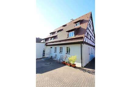 Haus zum Kaufen in Nürnberg 699.000,00 € 317 m²