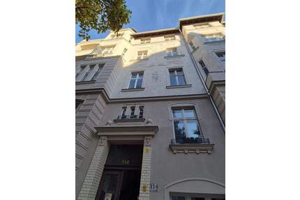 DG-WE, Terrasse, Balkon, Erstbezug nach Sanierung, 4. OG, Aufzug, ruhige Lage in Vorder-Gartenhaus - Berlin Friedenau