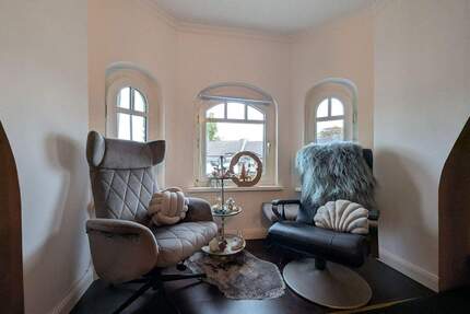 Provisionsfrei - Stilvolle luftig geschnittene Dachgeschoss-Wohnung in Meiderich - Duisburg Mittelmeiderich