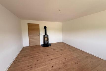 Attraktive und neu sanierte Wohnung in ruhiger Lage! - Gersdorf
