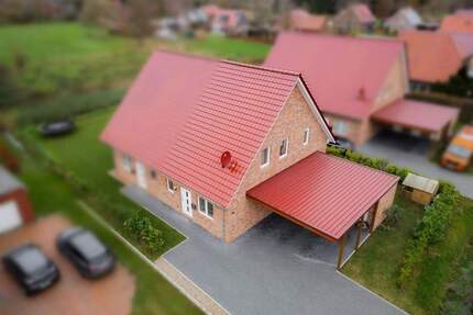 Moderne Doppelhaushälfte mit 5 Zimmern, Wärmepumpe & Carport - Neukamperfehn Neuefehn