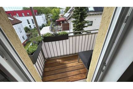 4-Zimmer-Altbau-Wohnung - kernsaniert mit top Innenausstattung - Frankfurt am Main Griesheim