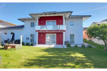 Viel Platz, komfortabel und ruhig gelegen: Einfamilienhaus mit großer Einliegerwohnung! - Furth Arth