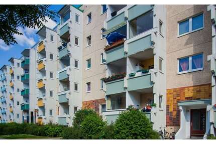 Wohnung zum Mieten in Rostock 624,00 € 82.07 m²