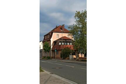 Wohn und Geschäftshaus in Roth - 450.000,00&nbsp;EUR Kaufpreis, ca.&nbsp; 330,00&nbsp;m&sup2; in Roth (PLZ: 91154)