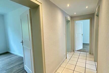 3 Zimmer Wohnung für Soldaten - 485,00&nbsp;EUR Kaltmiete, ca.&nbsp; 65,00&nbsp;m&sup2; in Bad Eilsen (PLZ: 31707)