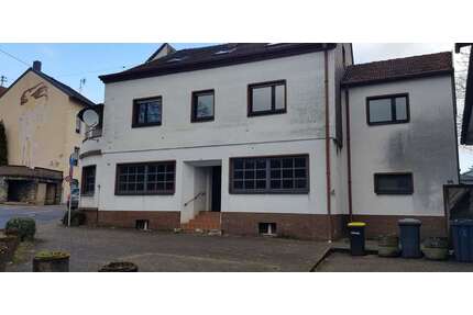 Haus zum Mieten in Merzig Brotdorf 1.500,00 € 302 m² - Merzig / Brotdorf
