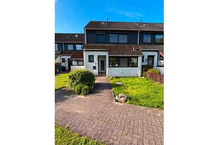 Hochwertig kernsaniertes Reihenhaus mit Garten, Terrasse & Garage - Osterholz-Scharmbeck