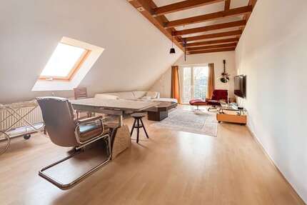 Wohnung zum Kaufen in Wiesbaden Biebrich 362.000,00 € 95.9 m² - Wiesbaden / Biebrich