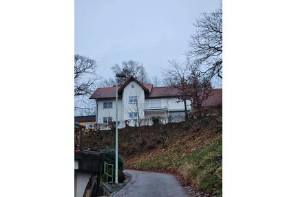 ANFRAGESTOPP - Haus zur Miete - 880,00&nbsp;EUR Kaltmiete, ca.&nbsp; 125,00&nbsp;m&sup2; in Bühl (PLZ: 77815)
