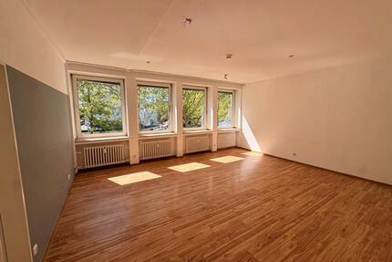 Großzügige 5-Zi-Wohnung mit 2 Bädern in Nettetal
