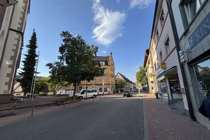 Haus zum Kaufen in Pforzheim - Eutingen 899.000,00 € 359.9 m² - Pforzheim - Eutingen