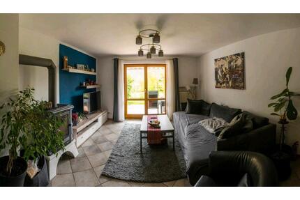 3 bis 4-Zimmer Erdgeschosswohnung in Neusäß mit Garten, 89 m2