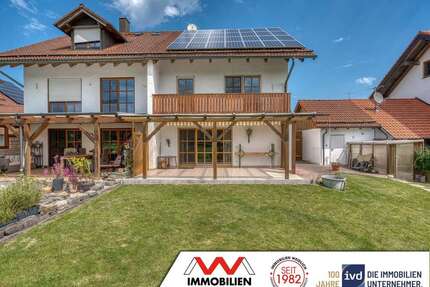 Haus zum Kaufen in Moosach 838.000,00 € 187 m²