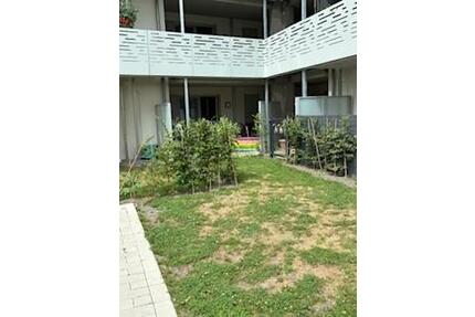 4712221 Exklusive Wohnung mit Terrasse – viel Platz für Wohnen und Leben in Düsseldorf-Rath