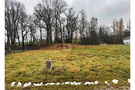 STEHT HIER IHR KÜNFTIGES DOMIZIL IM GRÜNEN? - Frontenhausen