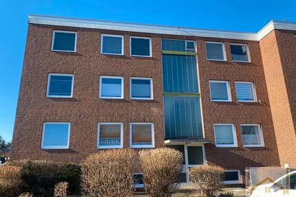 Gut geschnittene 3-Zimmer-Wohnung mit Balkon und tollem Ausblick ab 1.6. - Deutsch Evern