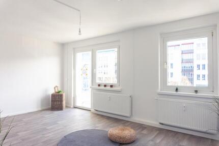 Erdgeschosswohnung mit Balkon nahe Schlossteich - Chemnitz Altendorf