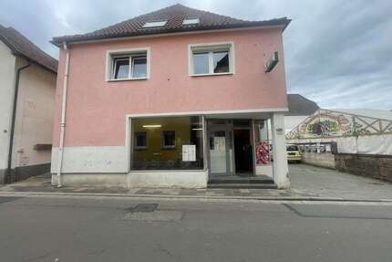 Wohnung zum Kaufen in Edenkoben 99.000,00 € 97 m²