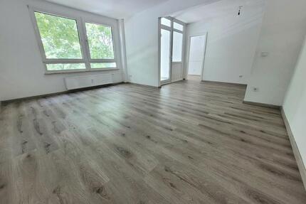 Großzügige 5-Zimmer-Wohnung mit Balkon - Essen Stadtbezirk VII