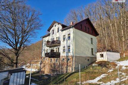 Geräumige 2-Raum-Dachgeschosswohnung mit Stellplatz - Rechenberg-Bienenmühle