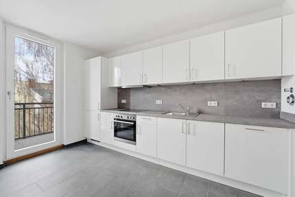Wohnung zum Mieten in Berlin 1.465,98 € 83.77 m²