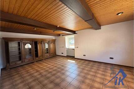 Haus zum Mieten in Ramstein-Miesenbach 2.200,00 € 210 m²