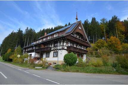 Haus zum Kaufen in Lenzkirch 280.000,00 € 235 m²