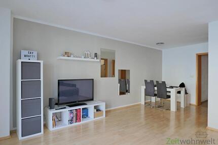 (12236_08) MGN: renovierte 2-Zimmer-Wohnung in der Innenstadt, preiswerte Einbauküche und Möbel möglich - Meiningen