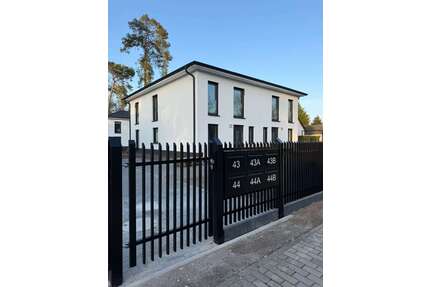 Haus zum Kaufen in Brandenburg - Blankenfelde-Mahlow 590.000,00 € 118 m²