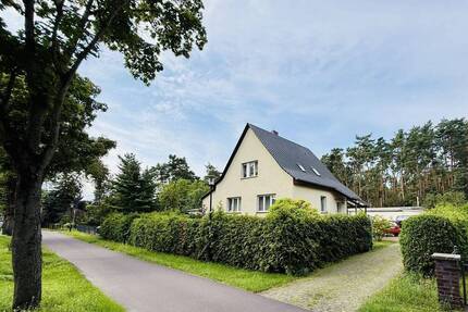 Vielfältiges Einfamilienhaus mit barrierefreier Wohnung und Gewerbeeinheit (Variante) - Wusterwitz