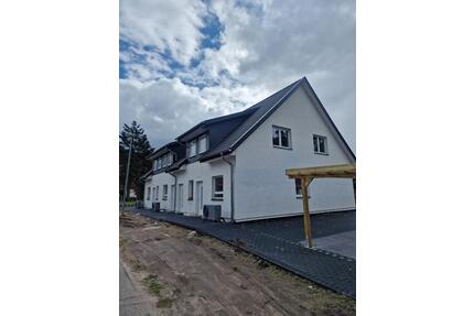 Modernes Neubau-Reihenhaus 120 m² Garten & Terrasse , Erstbezug - Wietze