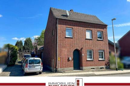 Geräumiges Einfamilienhaus mit Innenhof und Garten in Gangelt-Langbroich - Gangelt / Langbroich