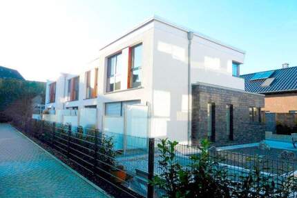 *** hochwertige 2-Zimmer-Maisonette-Wohnung mit Terrasse *** - Buxtehude