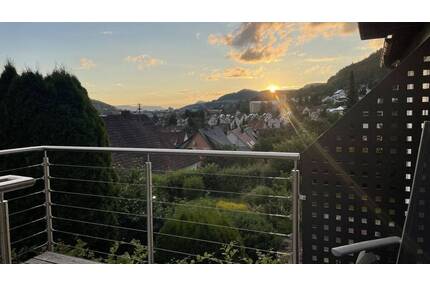 Toller Altbau mit fantastischer Aussicht in TOP Zustand - Albstadt Ebingen