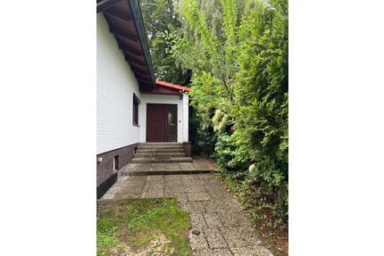 Schöner Bungalow mit extra viel Platz - Hamburg Billstedt