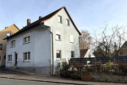 Ausbauhaus mit viel Wohnfläche in Obernzenn