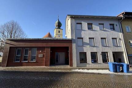 Hochwertiges Wohn- und Geschäftshaus in Ruhmannsfelden