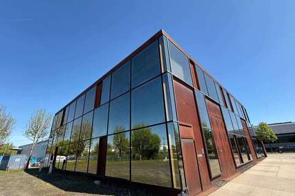 Büro in Friedberg 12.000,00 € 1100 m²